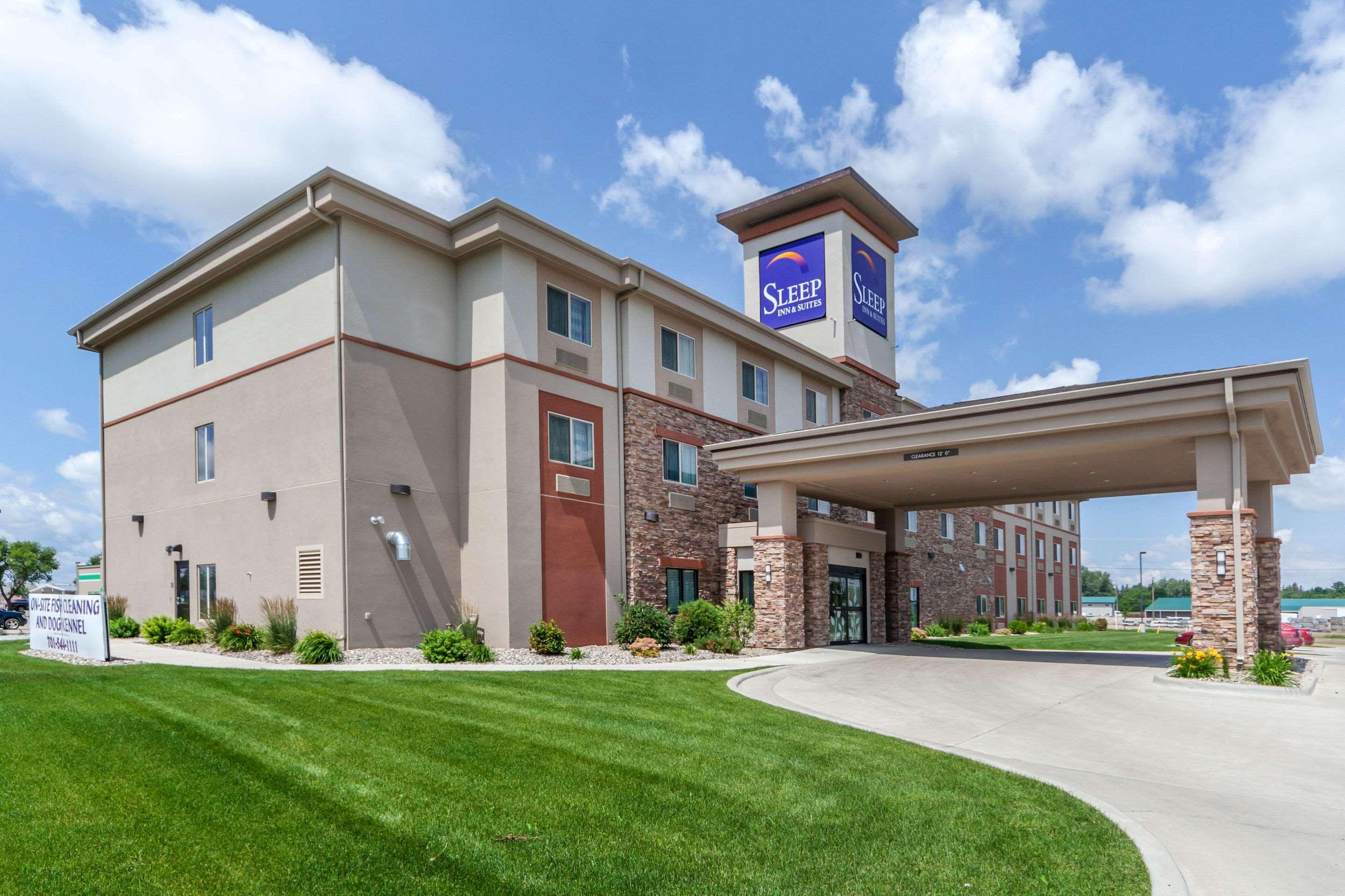 Sleep Inn & Suites Devils Lake Exteriér fotografie